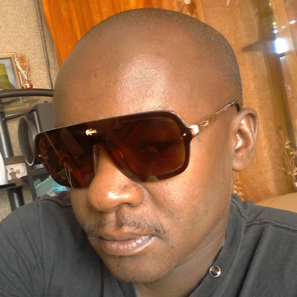 BridgeObakeng's tweet image. #NewProfilePic