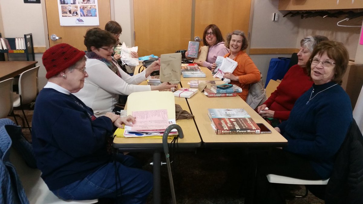 Richfieldbranch's tweet photo. Ever wonder what happens #ifyougive a #BookClub a #blinddatewithabook #display? (Hint: You better have more books!) 😂💖📚 #lovemylibrary https://t.co/LxIZ4N1gar