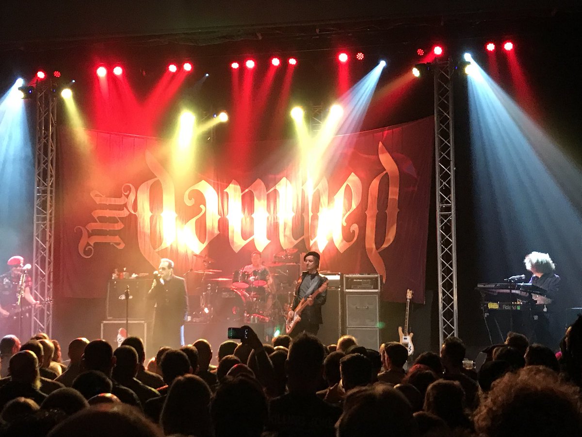 DERVofficial's tweet photo. DERV made up to see Paul Gray back! https://t.co/0U6O7BKu8E