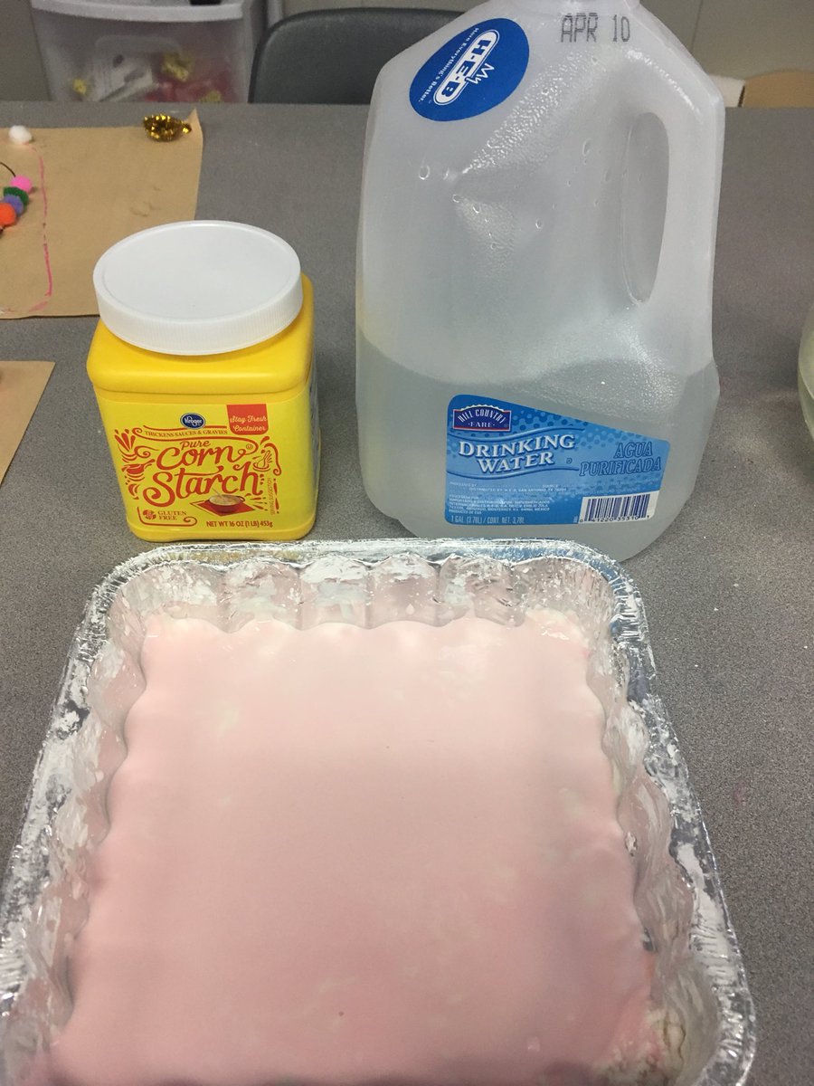 HajdukKayla's tweet photo. Oobleck is it a solid or a liquid? https://t.co/KFuyR5Ch8D