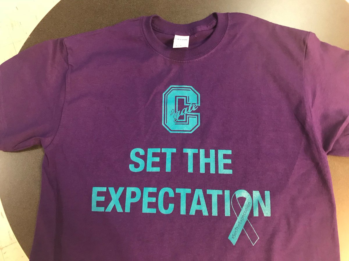 ColgateSAAC's tweet photo. 1️⃣ HOUR TILL TIP OFF!! Head down to Cotterell Court, sign the pledge and receive a shirt!! #setthexpectation #wearethe90percent #ColgateSAAC https://t.co/gsYjyonhqk