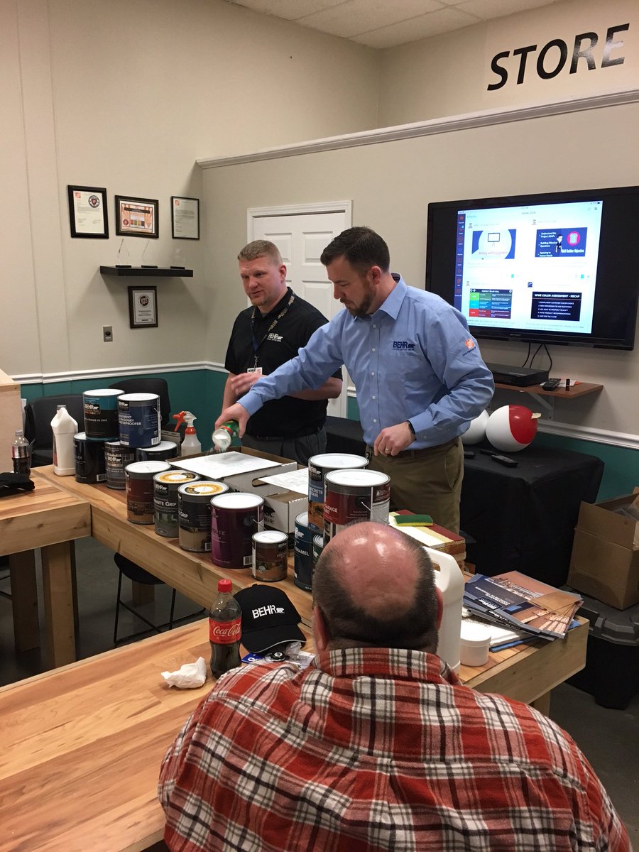 fred_behr's tweet photo. Great #Behr Spring Training Class #HD2732 Mt Pleasant. Thanks to all that attended and to Bob from #Graco for presenting. #bringonspring #whereiscasey #BehrMichigan https://t.co/y3bZHqC0hO