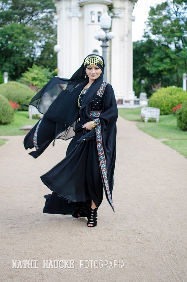 pph62's tweet photo. Ensaio fotográfico de Gabrielle de Quevedo. Produção e Makeup: Saloa Zarruk. Fotos📷: Nathi Haucke e Paulo Haucke. #ensaiodemoda #ensaiofeminino #ensaiofotografico #culturaarabe #trajestipicos #modaislamica #projetonovo #ensaiodefotos #fotografiademoda #modaarabe #ensaiodemodelo https://t.co/Hnm4rCbRBe