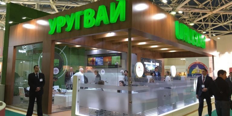 facundo_caviar's tweet photo. Polanco Caviar present in Rusia #Prodexpo2018 with great success #caviar #uruguay @ObservadorUY @elpaisuy @UruguayXXI https://t.co/DwFE73D4NE