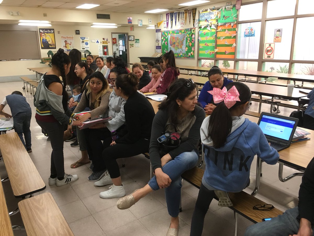 VanBurenEagles's tweet photo. VB Eagles sharing with families the impact of AVID on learning! #JUSDShares #learningw/outlimits https://t.co/YvAbhe3DmD
