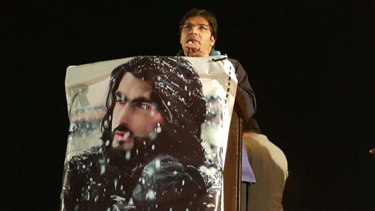 karanpukhtoon's tweet photo. د پښتنو سره په پرلت کې شریک شوم
دا لړۍ دې د امن او سوکالۍ زیرې شي
#parlat #pukhtaana #Islamabad #KaranKhan #Malgari #Rorwali #KaranKhanWorld https://t.co/X8EmMenhkY