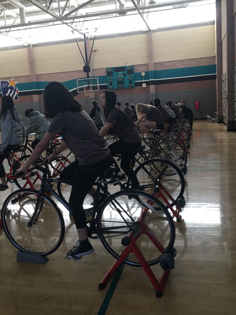 IHMSjaguars's tweet image. Spin class in the Jaguar Gym during PE. #powerofjag #cardiowork #dothework