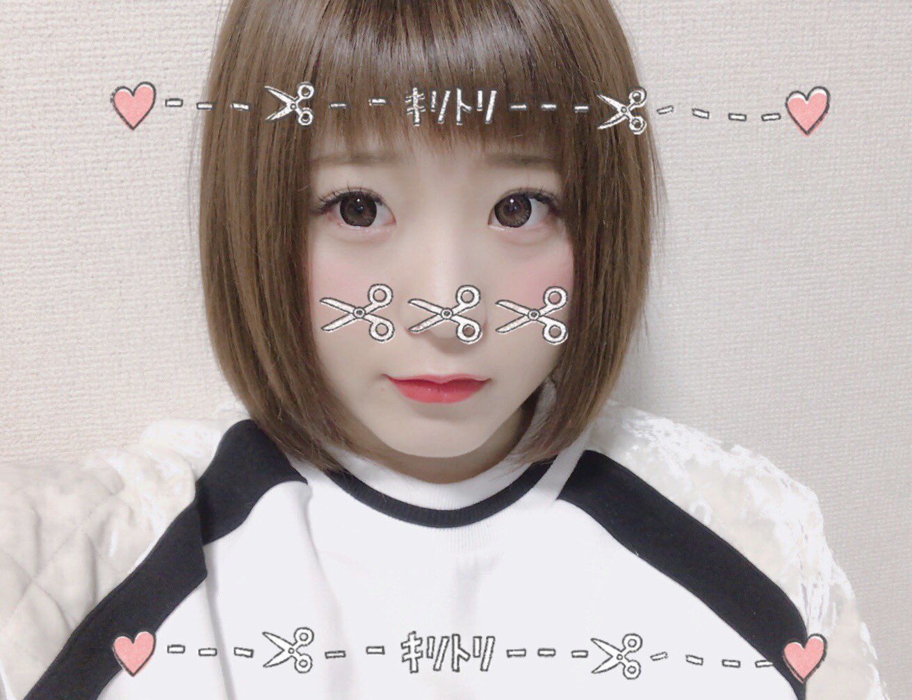 こなん Twitterissa オン眉にしてから あんなにいつも早く伸びる前髪が ぜんっぜん伸びてない気がするけど 早く伸びてくんね T Co Zu7jbsbkmr Twitter