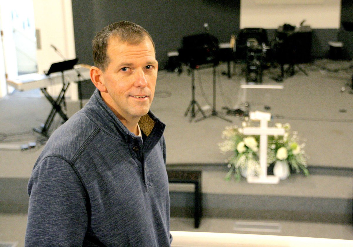 HJNews's tweet photo. Alpine Ascent: Local pastor reflects on his first year: https://t.co/rU4joZ2pXE https://t.co/uujKABnD1Z