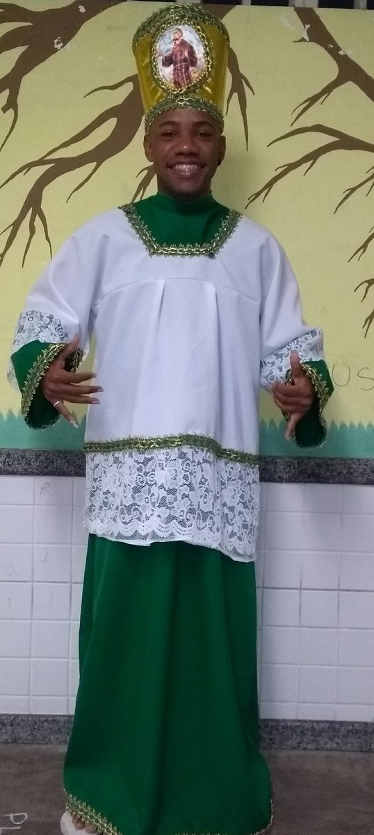 ramon_sccp's tweet image. Rezei pra desfilar bem / Fui Campeão do Grupo A 🏆

#DiretorCria 💚💗
#BERÇODOSAMBA 
#BATERIADOSCRIA