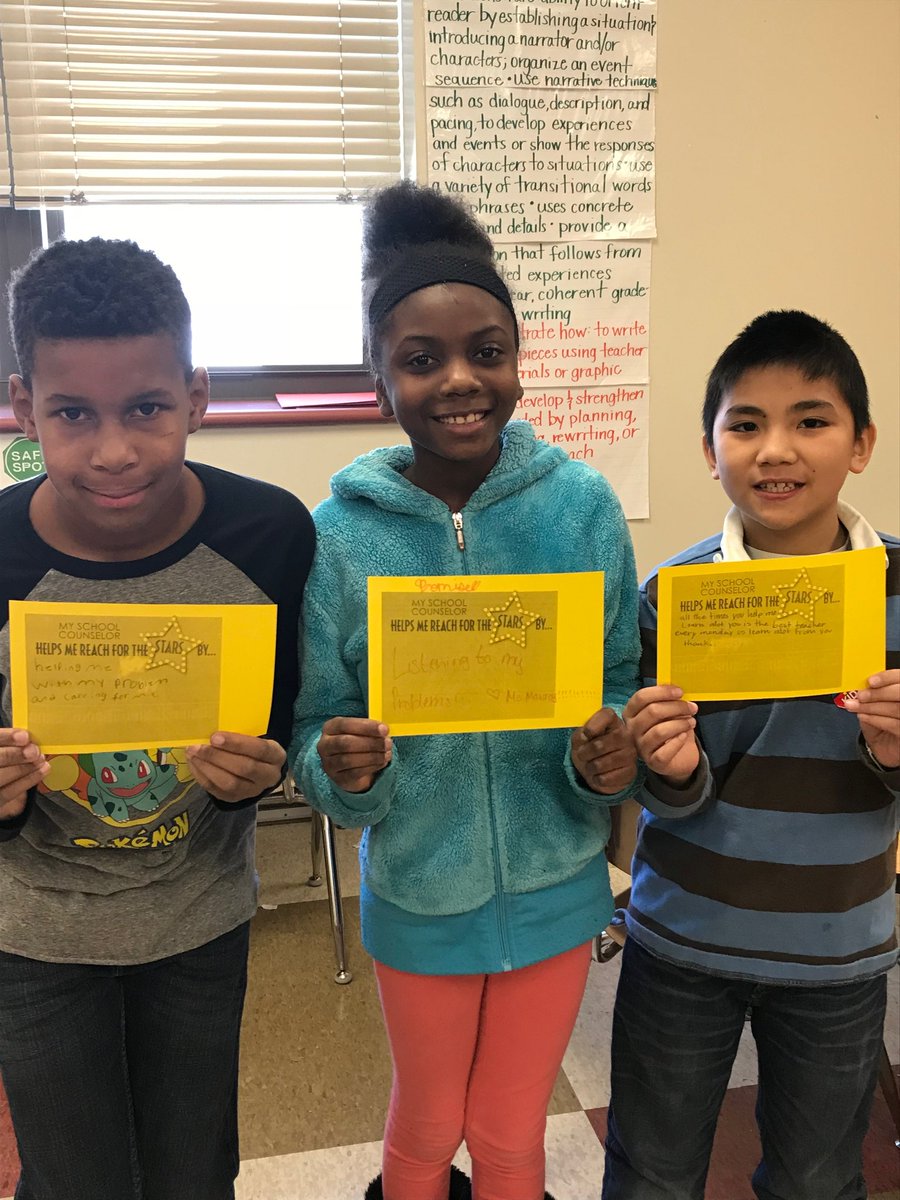 MsMowery's tweet photo. @KingElemDMPS students are showing love for National School Counseling Week! #NSCW18 https://t.co/ZTapnqJVxo