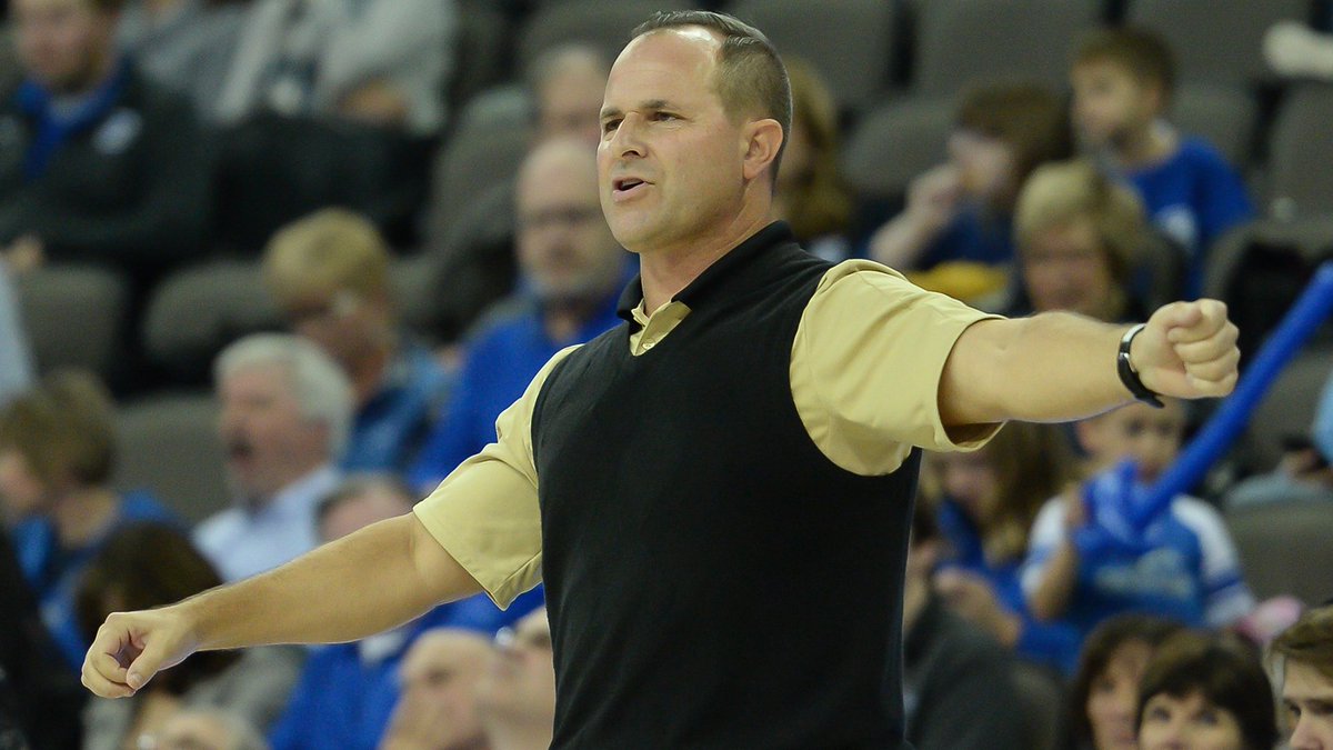 UNCP Sports on Twitter "Miller Ties AllTime Wins Mark As No. 18 Men’s