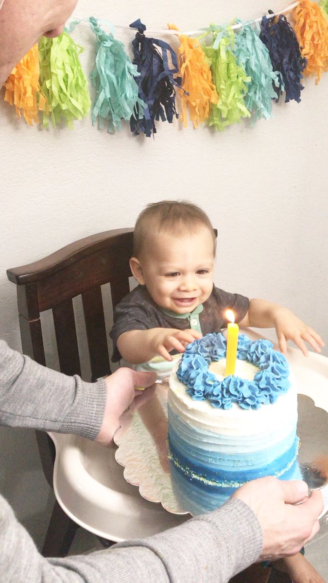 MicaiahIrmler's tweet photo. Happy 1st birthday Kane Justice! #smashcake #foodcoma https://t.co/JW0EtZLQTA
