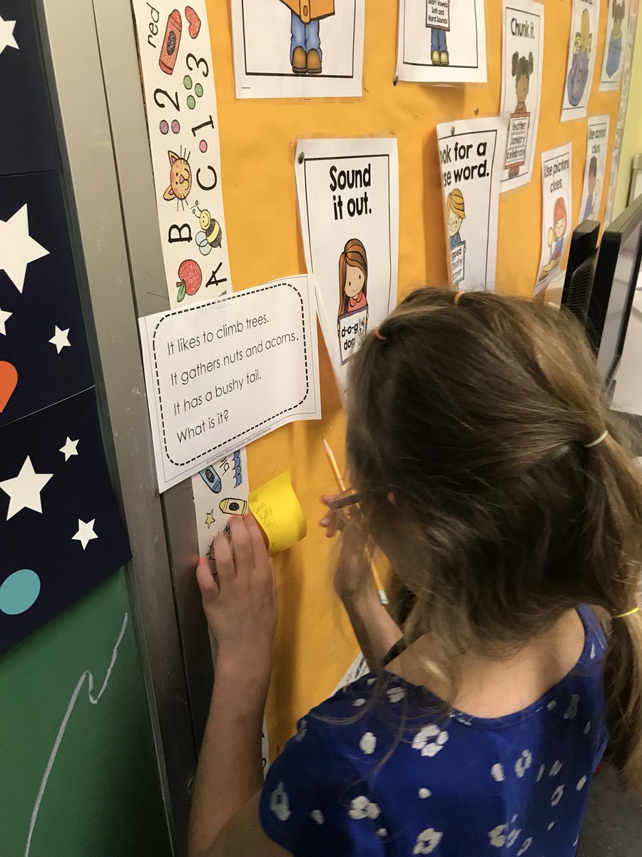 aschaffer1016's tweet photo. Around the room inferencing task cards 🎉 @OaksSchool3 https://t.co/wjL0PQGR8N