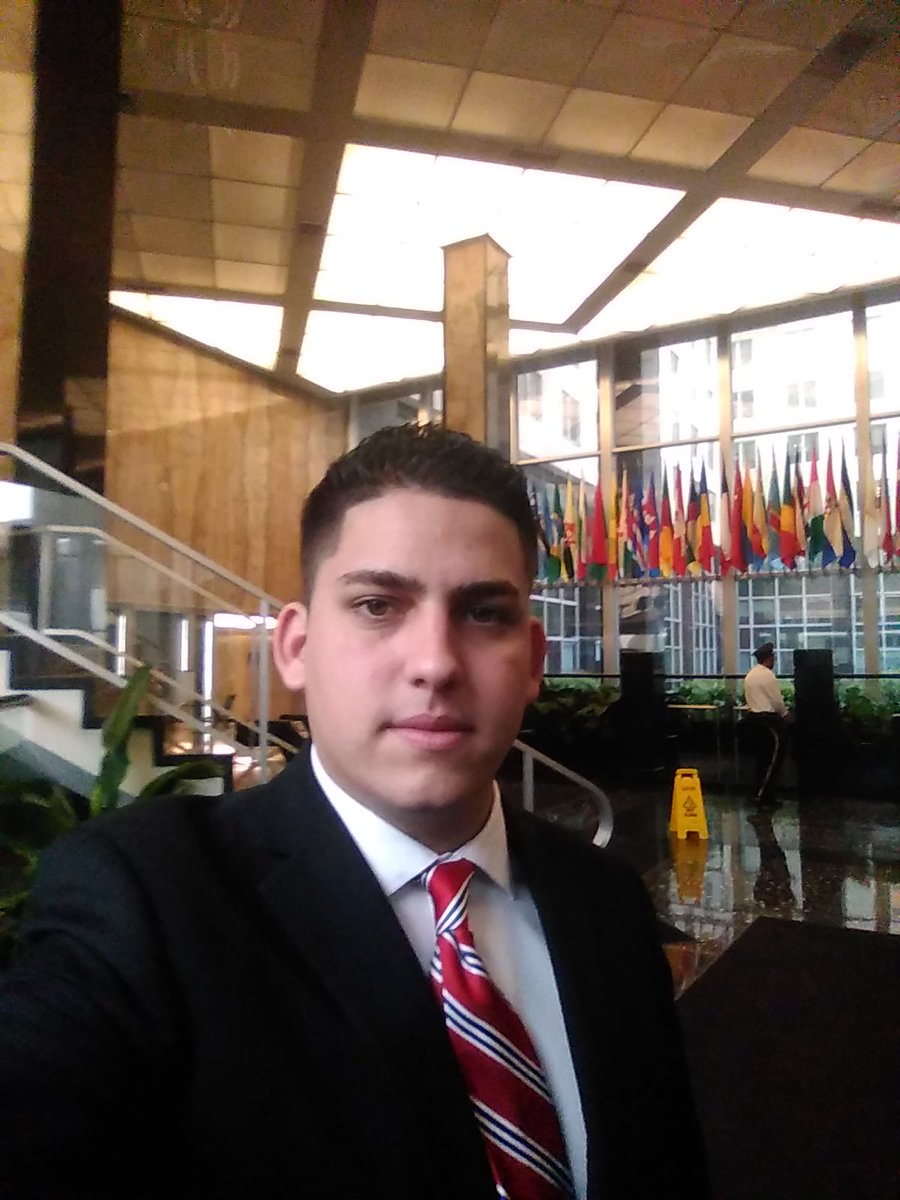 FelixLlerenaCUB's tweet photo. Durante la reunión inaugural, el #CubaInternetTaskForce acordó formar dos subcomités, uno de ellos se dedicará a estudiar el papel de los medios de comunicación y la libertad de #Informacion en Cuba, y el otro enfocado en el acceso a Internet en #Cuba .
#LaInformaciónEsPoder https://t.co/uCSH46WOvE
