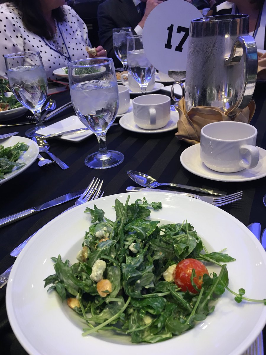 colonkevin's tweet photo. Transitioning between #WashingtonDeclaration2018 and #NationalPrayerBreakfast2018 —Here’s the drill: connect, eat, pray, bless, listen, learn, repeat. https://t.co/mbo4BDSmQy