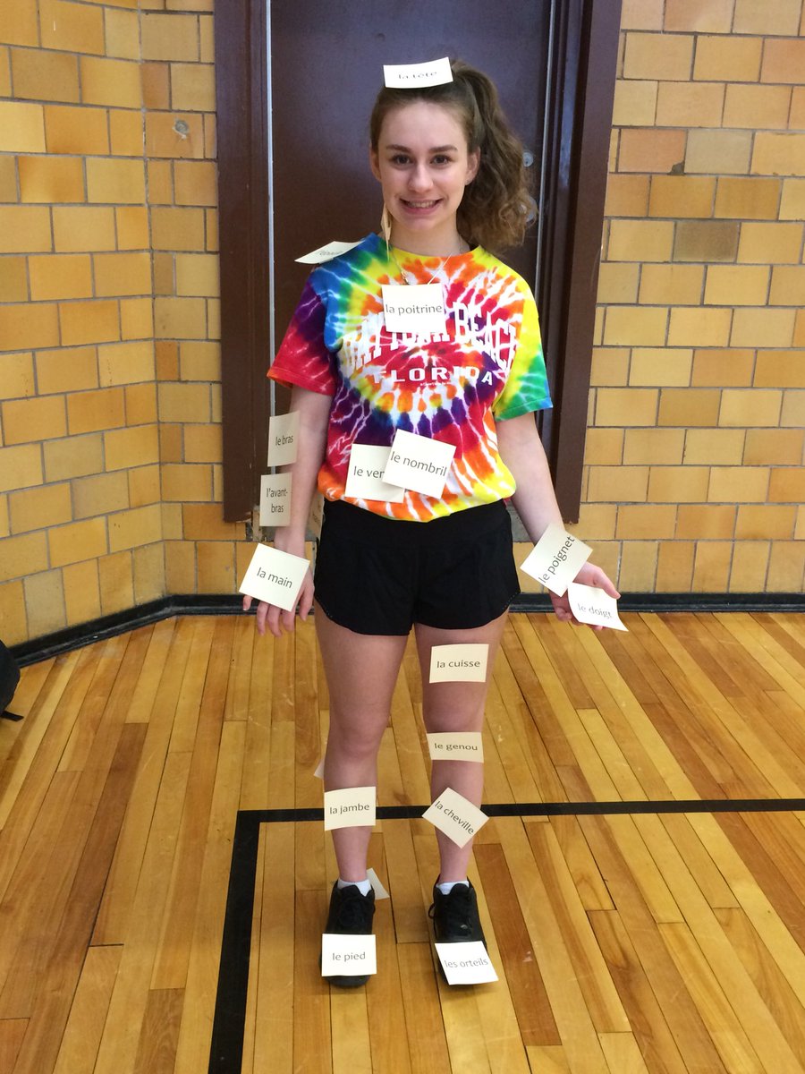 JenPieon's tweet photo. Reviewing the parts of the body en français in immersion PE @WestdaleSS @HWDSBFSL #frimm #fslchat https://t.co/9ESxDTN5Jm