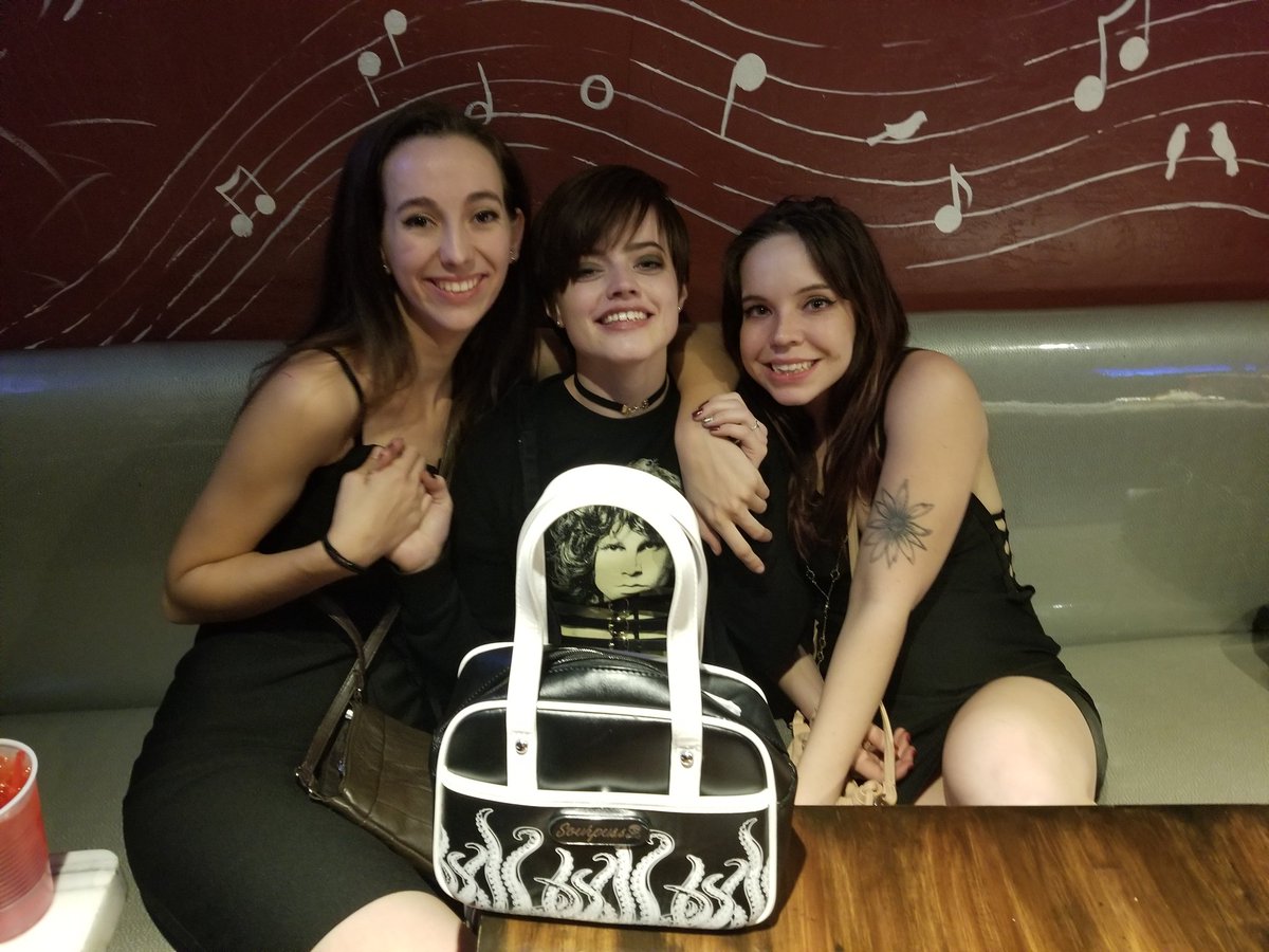 pierresperils's tweet photo. My night out with the girls.
#drinks #clubbing #girlsnightout #model #party #drinkstagram #drinkspecials #drinksporn #girlsnight #drinkstime #models #drinksome #drinksonus #drinksonme #drinksnight #cocktails #drinksonyou #clubbingindonesia #drinkshopdo #indoclubbing #drinkslater https://t.co/3yAo0IHOaR