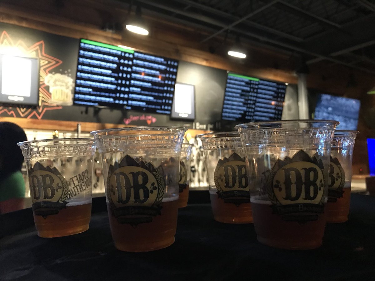 DBbeer_Jenny's tweet photo. @DBbeer_Nopps and I are at @RALBeerGarden tonight pouring samples of the always delicious @dbbrewingco Vienna Lager! Come see us and grab a pint! #dbbeer https://t.co/2F6dx3hvWA