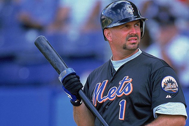 Happy birthday to former Met Garth Brooks!  