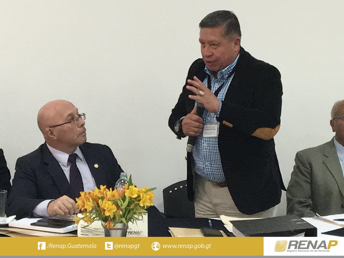 renapgt's tweet photo. Posteriormente el alcalde de San Cristóbal,Totonicapán, Carlos Say, agradeció la atención prestada por el Director Ejecutivo del @renapgt , Enrique Octavio Alonzo Aceituno. https://t.co/0U9rjZeVWt