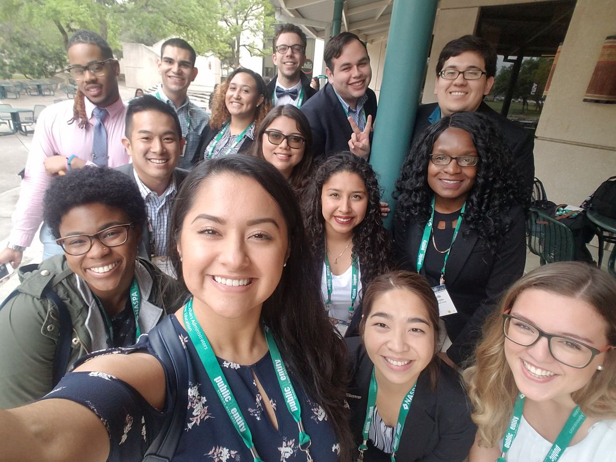 NatashaPineiros's tweet image. Memories from #NASPA17!  #NASPAEverfiMosaic