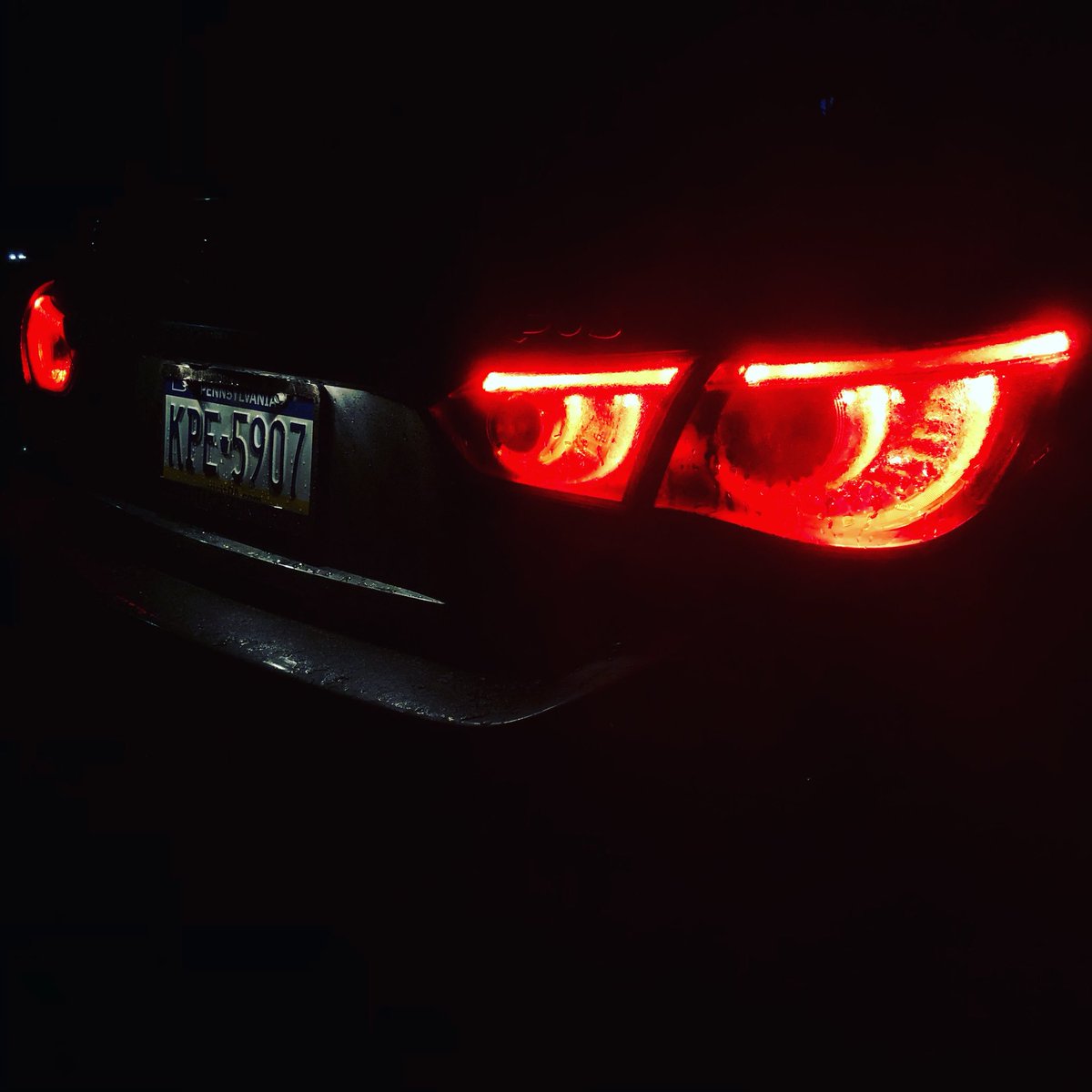 Looks like “Angry Birds” face, doesn’t it?