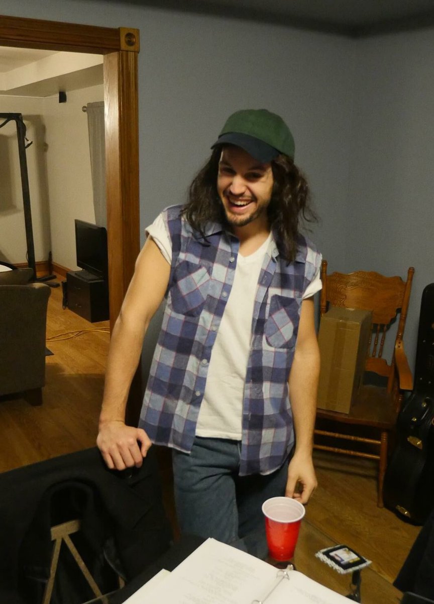 Thought about growing out a mullet to match my mans for Valentine’s Day ❤️