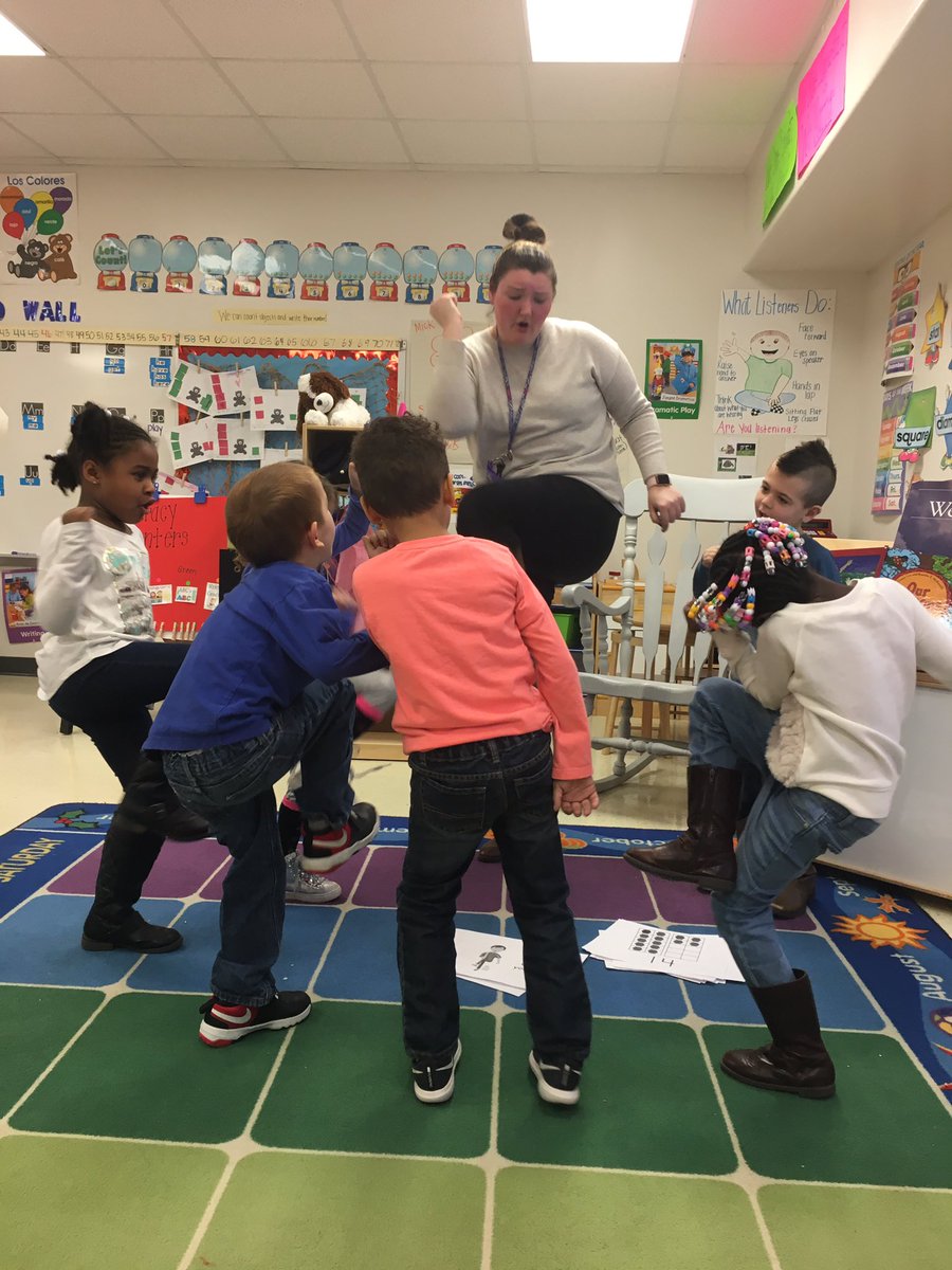 HilltopESAACPS's tweet image. How do the teen numbers move you? #KMath #AACPSAwesome