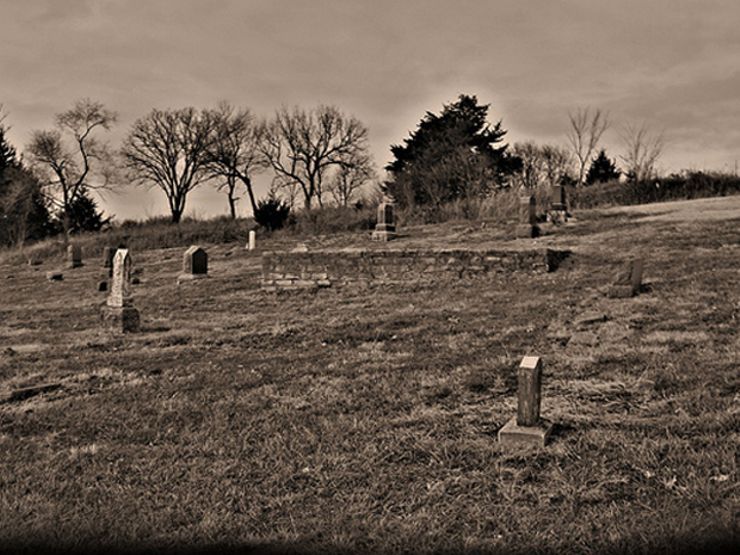 amhaunted's tweet photo. Stairway to Satan located in Kansas' #StullCemetery https://t.co/aaTFB7cJ4l @lineupweekly https://t.co/9ybmuXHBEG