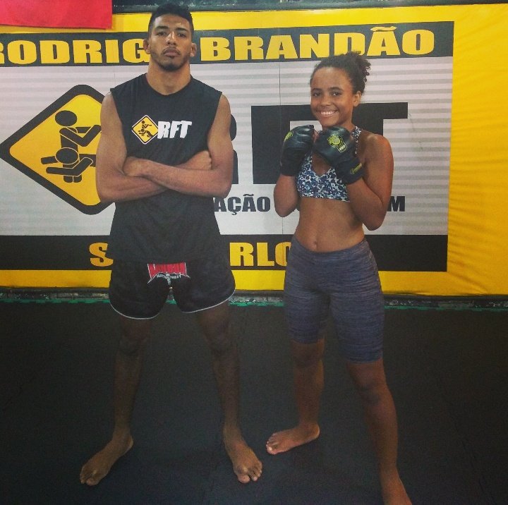 samukaflamengo's tweet photo. Hj ela me surpreendeu 5 Round de 5 minutos com 1:30 de descanso 👏👊💪
#RFT #CardioMMA👊💪 #vidasaudável #DeusSemprenoControle https://t.co/BetlWejvov