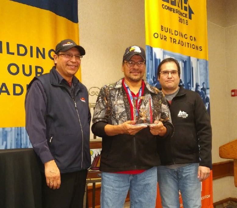 FNHComm's tweet photo. Congratulations Wunnumin Lake First Nation! They completed 10 renovations and 1 new build duplex all in one year, while developing the community’s capacity in carpentry and construction. #FNHC2018 https://t.co/jzy0YYi1B7