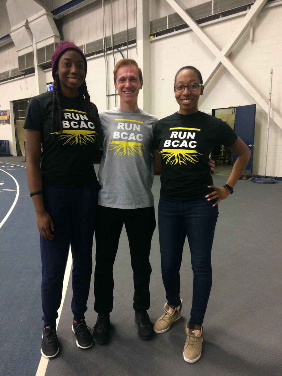 BorderCity_AC's tweet photo. #Allsmiles for coaches @adiannn.o @grahamemcnevin & @teekenny_jones #coach4theborder #wetalkingboutpractice https://t.co/RkF4QY4Ycw