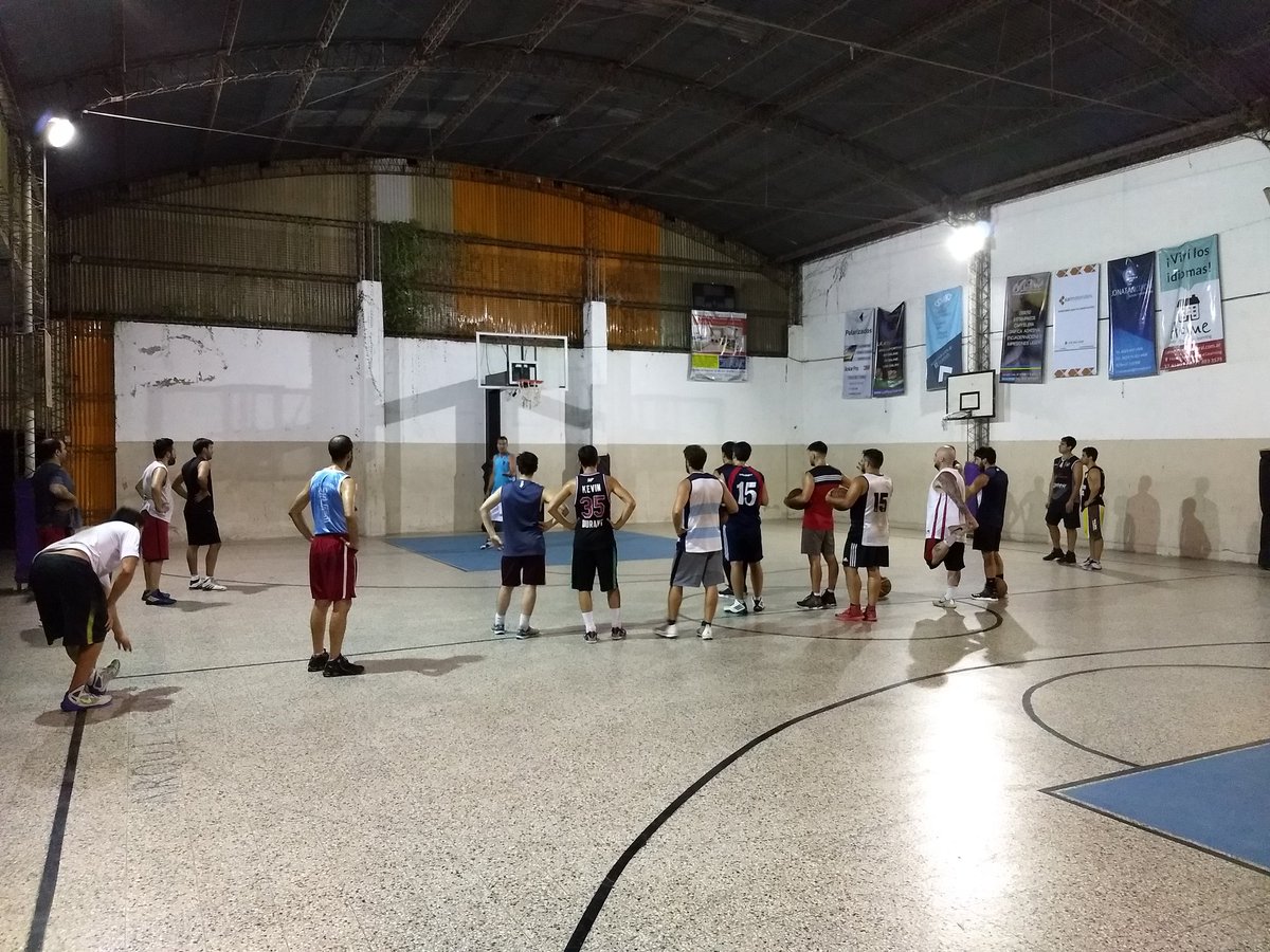 La Primera comenzó la pretemporada bajó la dirección técnica de Iván Castelli. #DaleGonnet