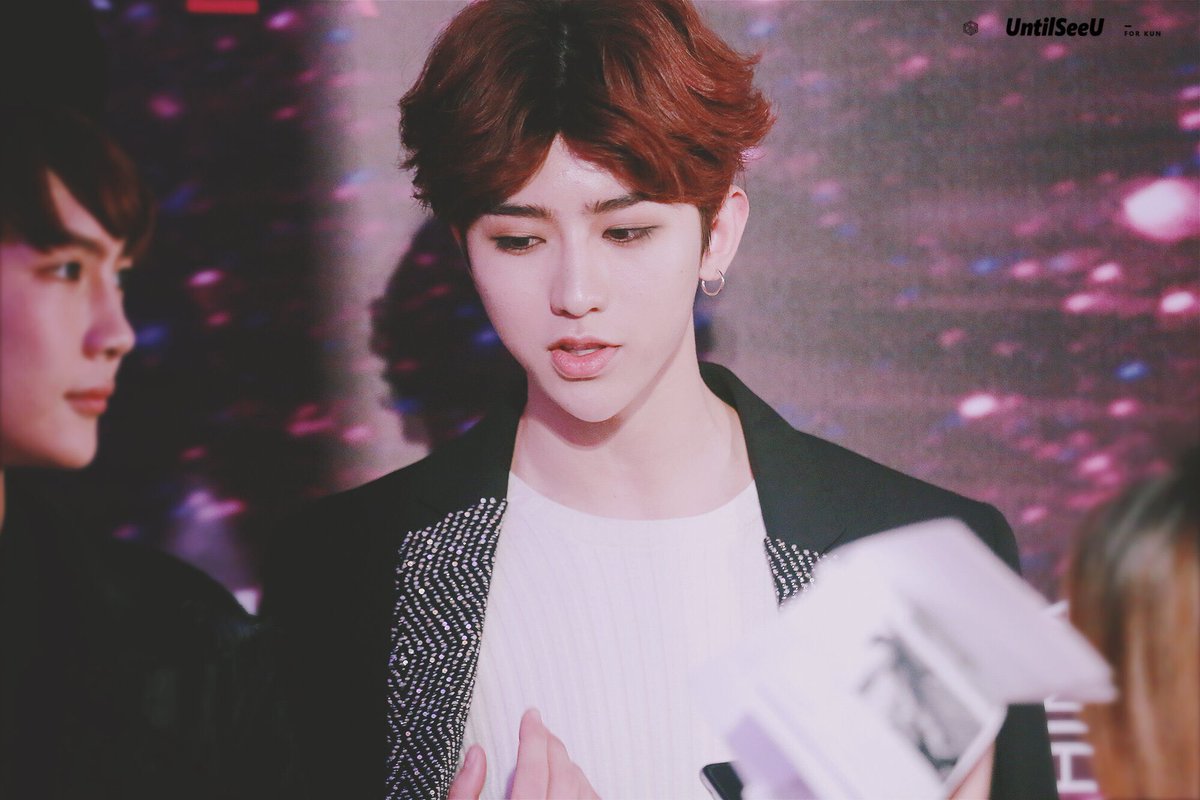 UntilSeeU_0802's tweet photo. 💌💌💌

#偶像练习生 #蔡徐坤 #caixukun #idolproducer https://t.co/C8Ttz3MnJ8