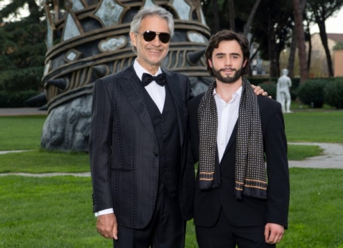 #ElDatoDeHoy ¿Sabían que está por estrenarse una película autobiográfica de <a href="/AndreaBocelli/">Andrea Bocelli</a> ? Aquí les compartimos un artículo de #LaMúsicaDelSilencio . (Vía <a href="/EnFilme/">EnFilme</a> ) goo.gl/8iV1b1