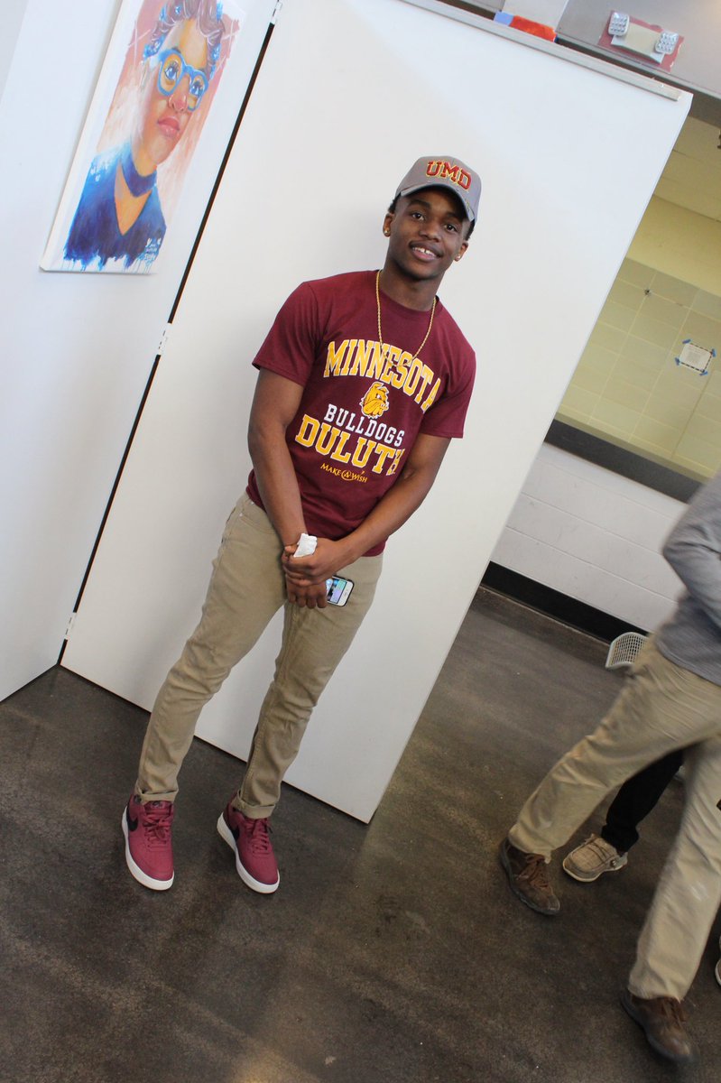 DayviaG's tweet photo. Start of sum new #EarnIt18 🐾〽️🐶 https://t.co/rFD6X7Jv4y