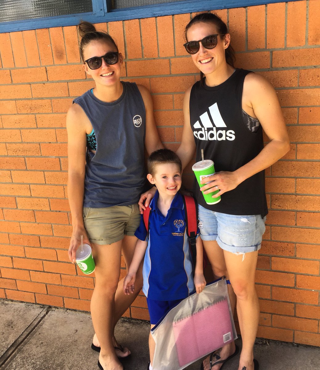 megan_schutt's tweet photo. Little man is at school now 📚 It’s true what your parents say, they grow up so fast 😱🤓😅 #schoolpickups #parentpractice #gremlin https://t.co/VEMGHSfMgw