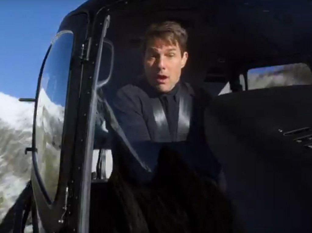 spynews's tweet photo. Watch: Tom Cruise's terrifying Queenstown helicopter stunt https://t.co/1fafo741a6 https://t.co/Jr5gyawoxM