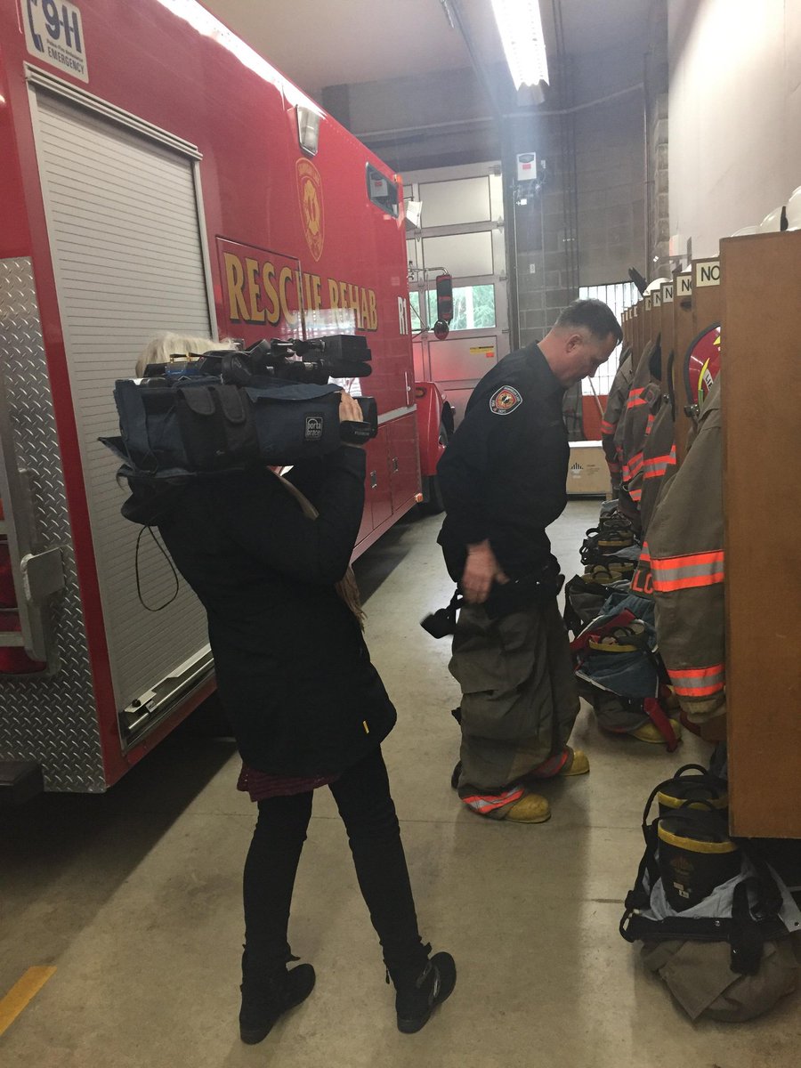 kathelburt's tweet photo. This reporter &amp; #communityproducer along with @LScollan @ShawTV_SVI enjoyed interviewing #ShawniganLake #Volunteer Firefighter 🚒 @brettmalcolm and @WoundWarriorCA #woundedwarrierrunbc Ambasador @JacqulineZweng #inthistogether #notallwoundsarevisable https://t.co/lx7pn2w8qc