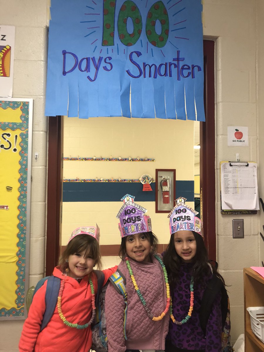 teachercarolh's tweet image. 100 days of friendships and learning (and according to one shirt, “bugging Ms. Hudson” 🦗🐜🐝😳😂) #MyLoves #FunFilledDay #ExcitementNeverStops @NISDBRAUCHLE