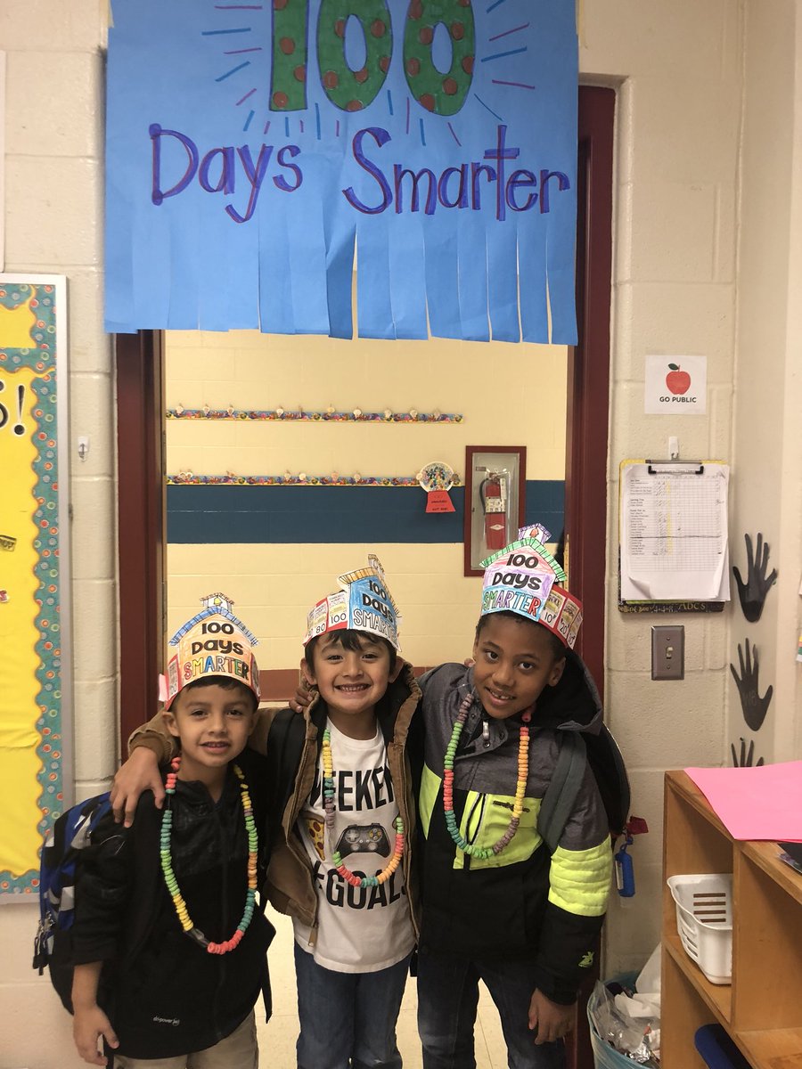 teachercarolh's tweet image. 100 days of friendships and learning (and according to one shirt, “bugging Ms. Hudson” 🦗🐜🐝😳😂) #MyLoves #FunFilledDay #ExcitementNeverStops @NISDBRAUCHLE