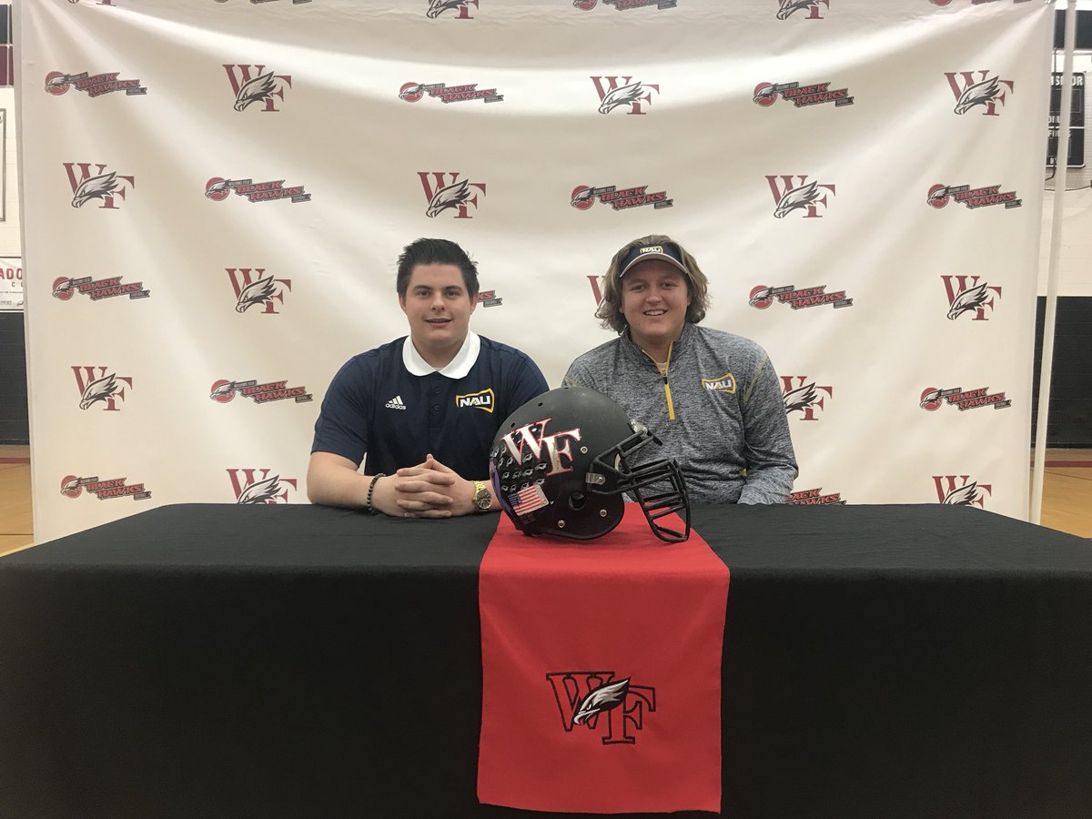Jacksonvaught55's tweet photo. The next step on the journey π Very excited to officially be a Lumberjack! ββ #STA #AxEm18 https://t.co/uz7wxFz2ll