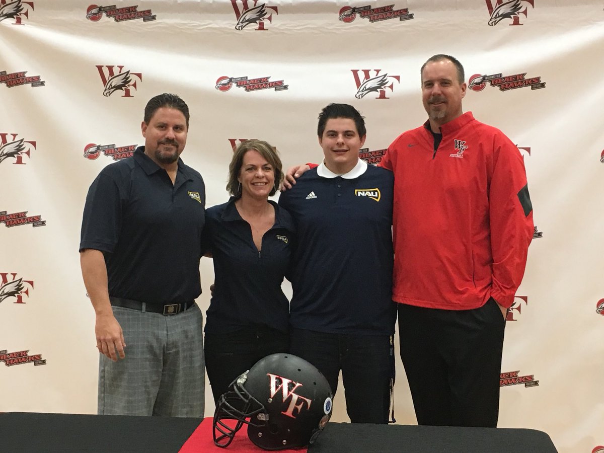 Jacksonvaught55's tweet photo. The next step on the journey π Very excited to officially be a Lumberjack! ββ #STA #AxEm18 https://t.co/uz7wxFz2ll