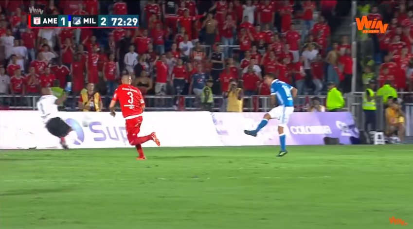 LuiseCDLM's tweet photo. 07 de diciembre de 2017: Silenciado el Pascual Guerrero lleno de hinchas de América
17 de diciembre de 2017: Silenciado El Campín lleno de hinchas de Santa Fe ⭐️
07 de febrero de 2018: Silenciado el Atanasio Girardot lleno de hinchas de Nacional 🏆

QUE LA CUENTEN COMO QUIERAN. https://t.co/KBKiEe3ago