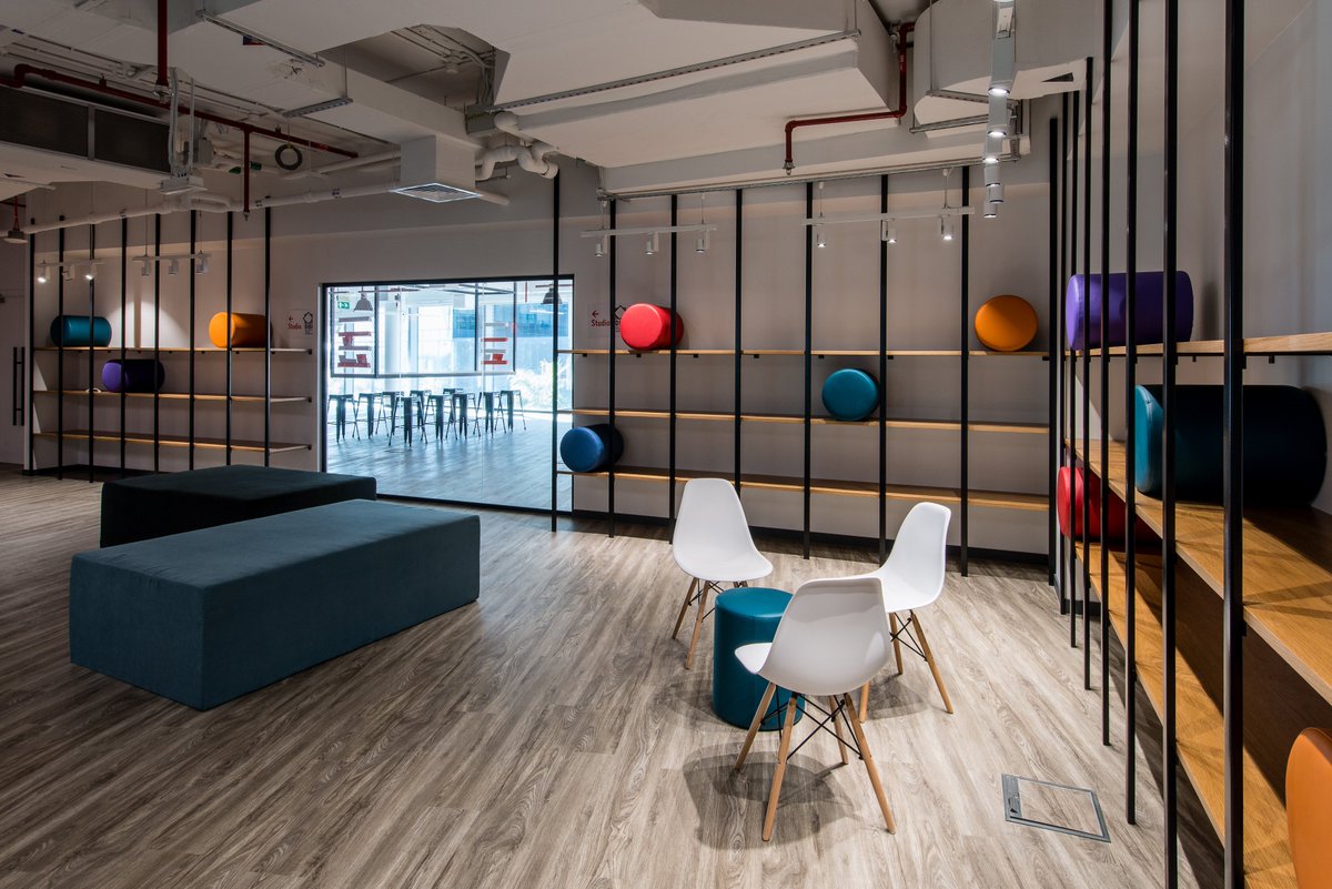 SummertownUAE's tweet photo. Project of the day:  Take a look at our work with Dubai Institute of  Design and Innovation (DIDI) @DIDIDXB – read more:  https://t.co/OeXfNaeZAB
  #project #design #fitout #fitoutdubai #fitoutcompanies #industry #business #Dubai #UAE #GCC https://t.co/UhloHrNUt7