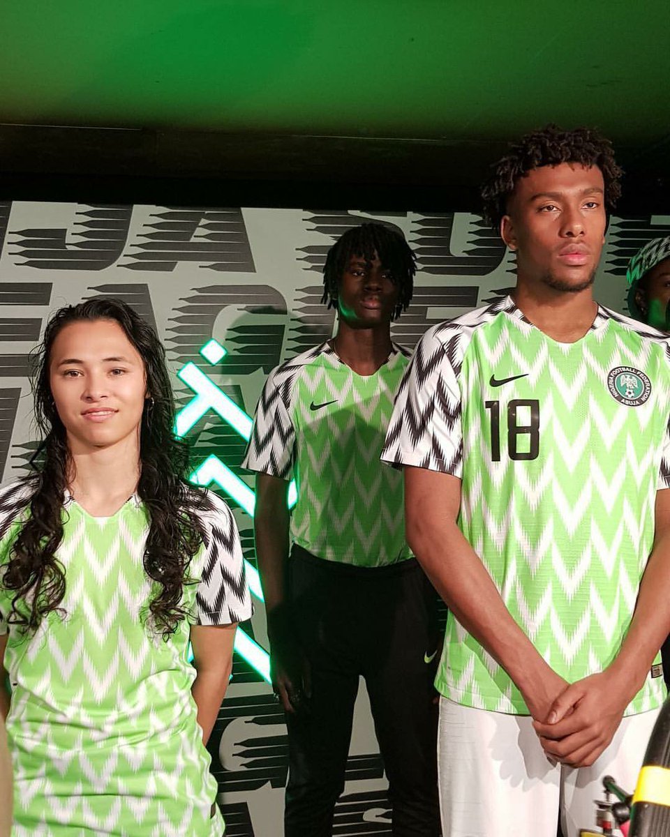 BKingx17's tweet photo. 🚨#MMUpdates 🚨 #MMUpdates 🚨
@wizkidayo @alexiwobi @mikel_john_obi were among the stars as @nikefootball unveiled the @thenff 2018 @FIFAWorldCup Russia kit in London #MM
@TransAfrica872 https://t.co/dChW3TN6DX
