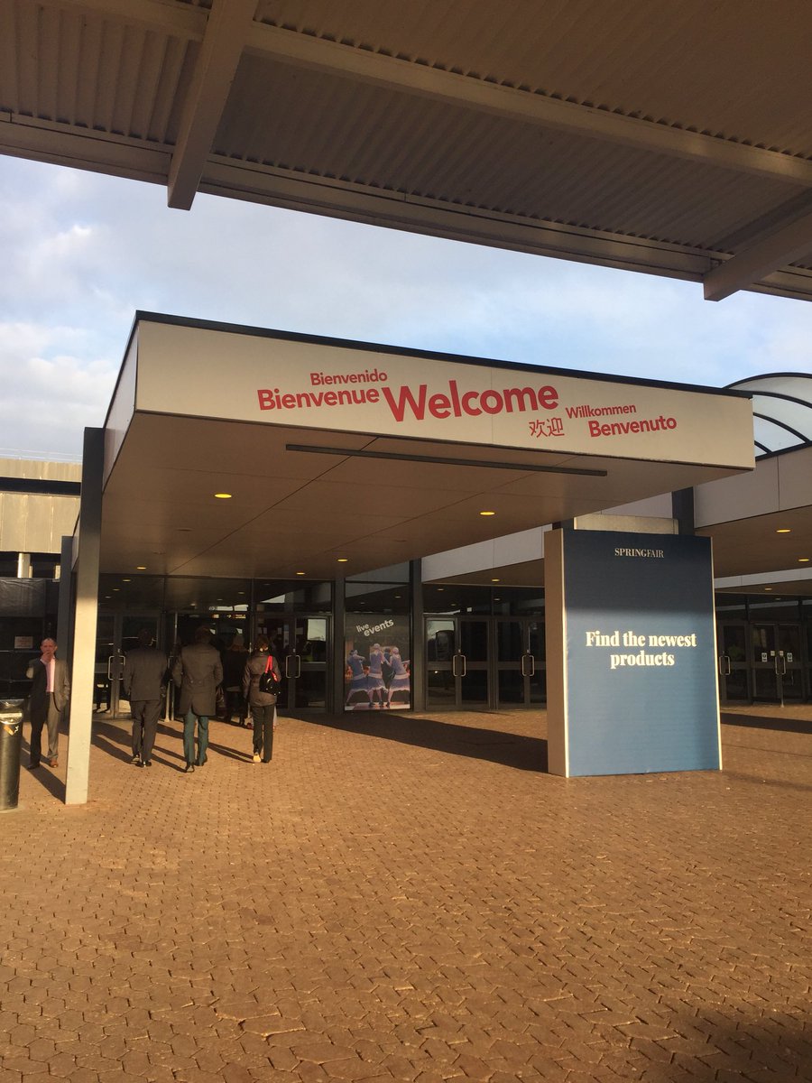 eComLee's tweet photo. @Chris_Po84 @TomPatt17097252 ready for another top day @SpringAutFair. Let’s talk all things #eCommerce #websites #support #photography https://t.co/5FInfGxMC1