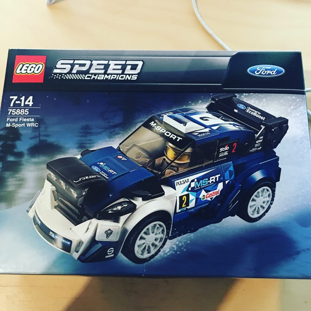 LEGO 75885 with with Driver Minifigure Race Toy Car