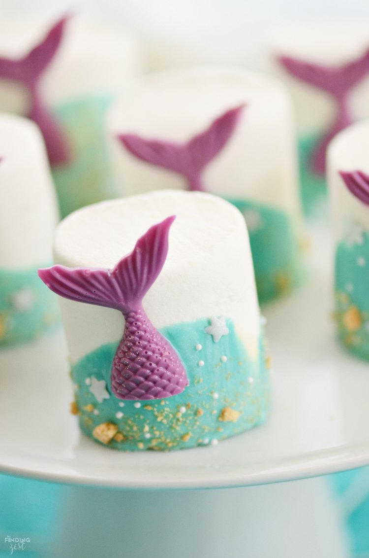 OhMySugarHigh's tweet photo. So pretty!! Under the Sea Party Ideas: Mermaid Tail Marshmallows @findingzest >>>  https://t.co/AaAKEchxNg #Mermaid #mermaidlife #partytime #kids #marshmallow https://t.co/bzILhnQ0mr